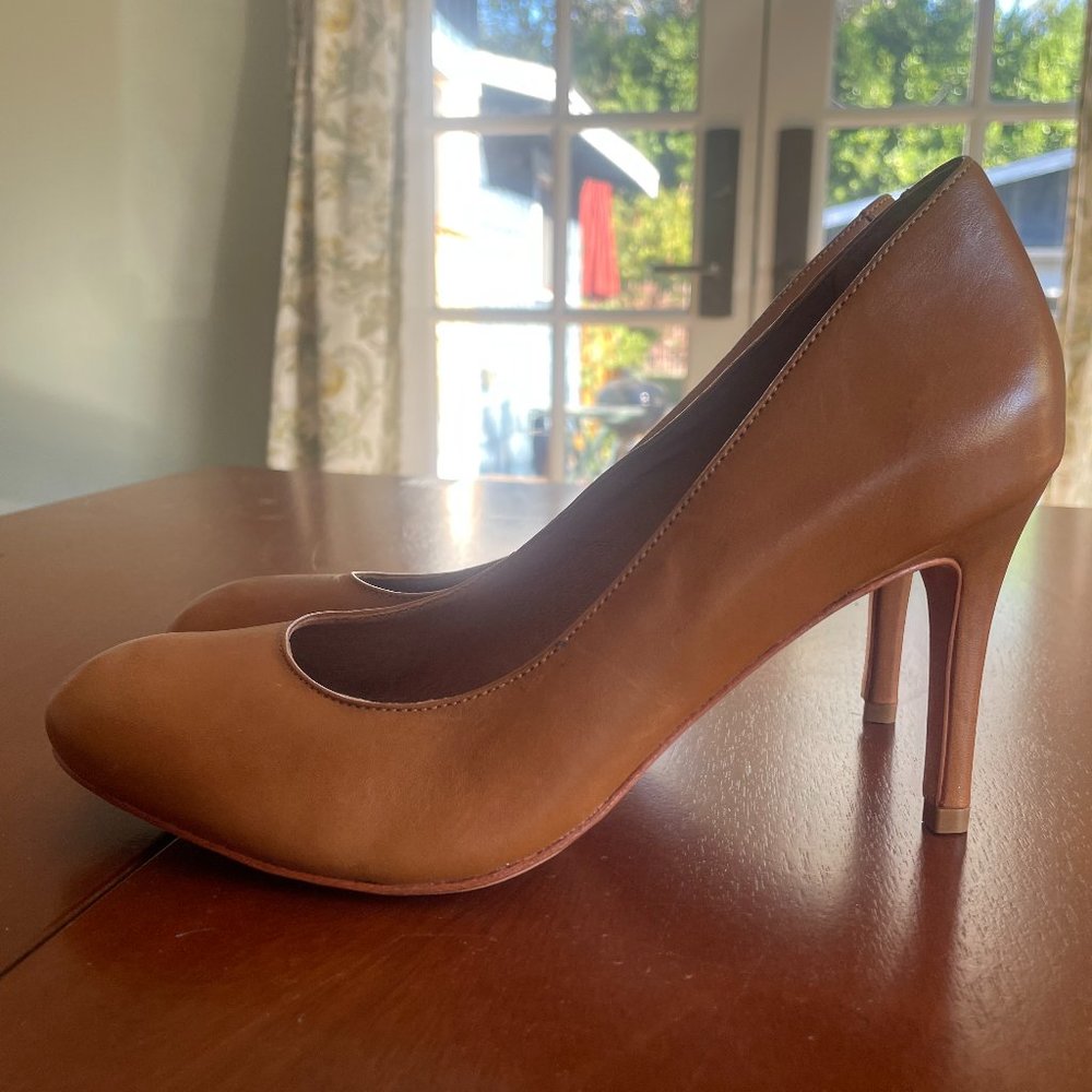 Corso Como Del Pump Taupe Size 9